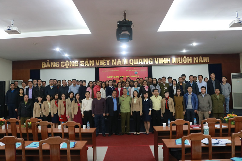 dao-tao-ngan-han-cap-chung-chi-lay-mau-thuc-pham-3