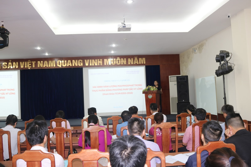 tap-huan-xac-dinh-ham-luong-polyphosphate-bang-phuong-phap-sac-ky-long-1