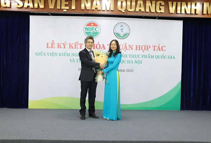 Lễ ký kết Biên bản ghi nhớ hợp tác giữa 23WIN Casino - Nổ Hũ - Bắn Cá - Lô Đề | Đăng nhập, Đăng ký (NIFC) với Trường Đại học Dược Hà Nội ( HUP)-4