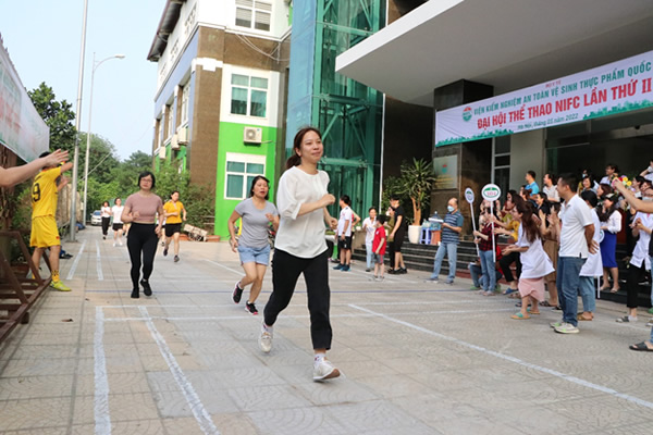 Đại hội thể thao Viện Kiểm nghiệm ATVSTPQG-6