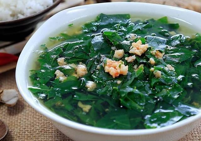 Dấu hiệu ngộ độc do uống nước ép rau ngót giảm cân sai cách-Ảnh 3
