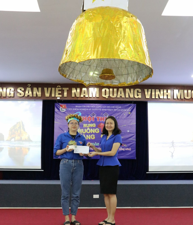 thi-sinh-dat-giai-nhat