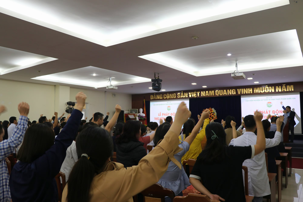 vien-KNATVSTPQG-phat-dong-thuc-hien-chuong-trinh-5s-nhan-dip-ky-niem-15-nam-ngay-thanh-lap-vien-2