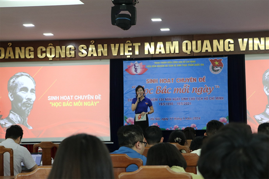 dc-nguyen-thi-lan-bi-thu-doan-phat-bieu-buoi-sinh-hoat-chuyen-de