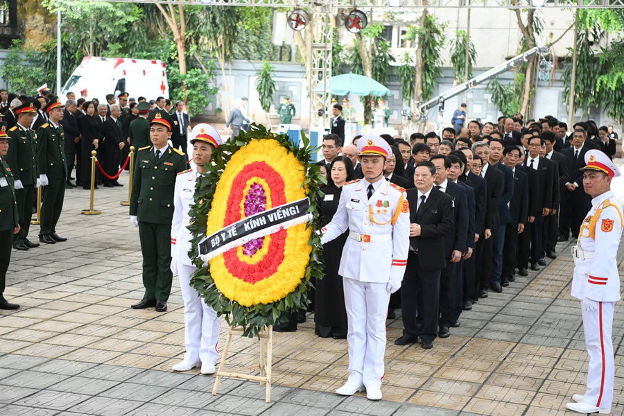 Lãnh đạo, cán bộ ngành Y tế tiếc thương tiễn biệt Tổng Bí thư Nguyễn Phú Trọng - Ảnh 1