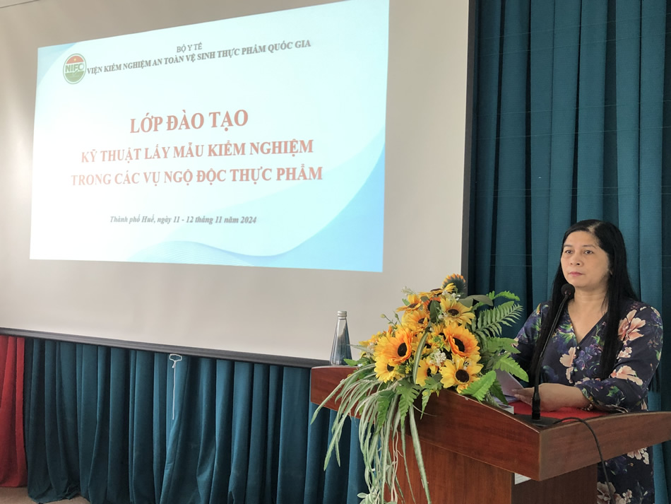 Tập huấn kỹ thuật lấy mẫu 23Win nhà cái cá cược online uy tín với hơn 100 trò chơi hot như thể thao phục vụ điều tra vụ ngộ độc Trang Chủ 23 Win - Link Đăng Ký 23Win.com - Ảnh 1