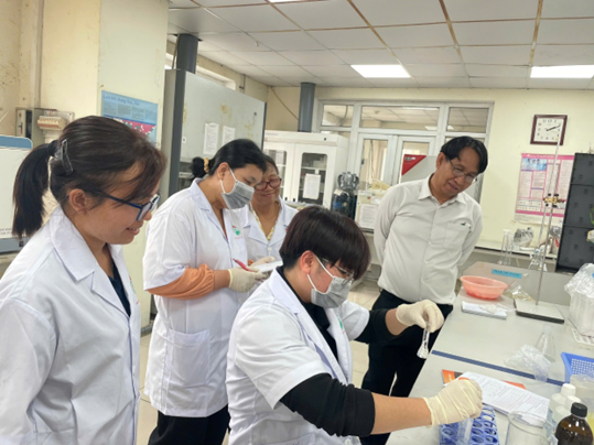hoc-vien-tai-phong-thi-nghiem-nifc
