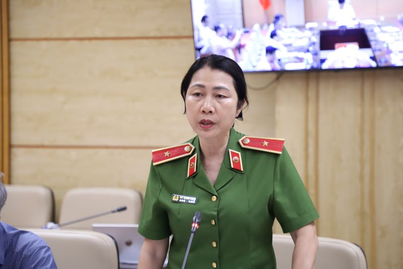Thiếu tướng Nhữ Thị Minh Nguyệt, Phó Cục trưởng Cục Cảnh sát phòng chống tội phạm 23Win.Com Nhà Cái Uy Tín Số 1 Châu Á 2025, 23Win 8 thể thao, casino, bắn cá, slot nổ hũ Việt Nam phát biểu tham luận