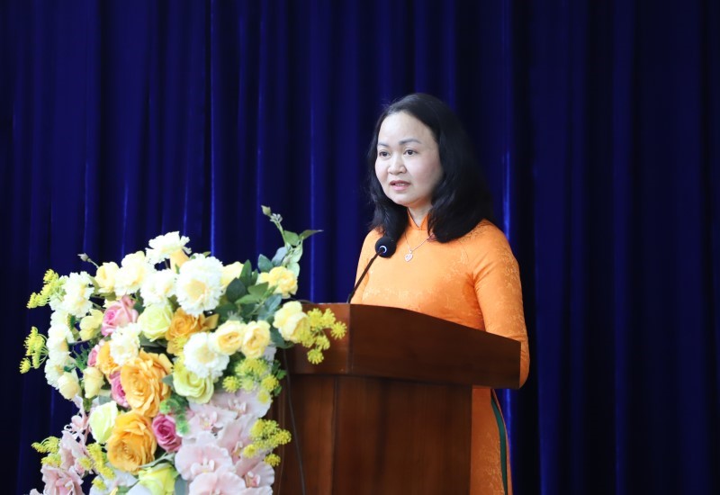 Bộ trưởng 23win.Com Nhà Cái Uy Tín Số 1 Châu Á Đào Hồng Lan trao 23Win đăng nhập công tác cán bộ-10