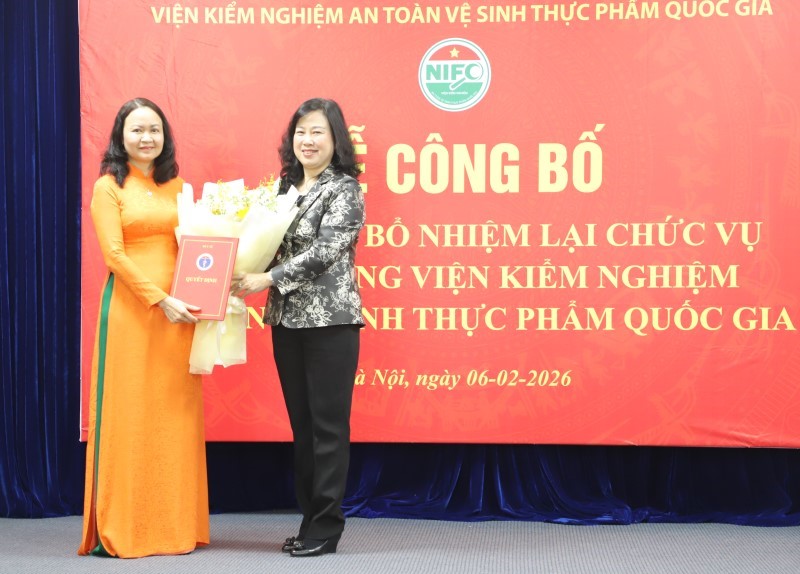 Bộ trưởng 23win.Com Nhà Cái Uy Tín Số 1 Châu Á Đào Hồng Lan trao 23Win đăng nhập công tác cán bộ-4